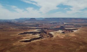 (canyonlands) Pexels Pascal Ingelrest 10842833