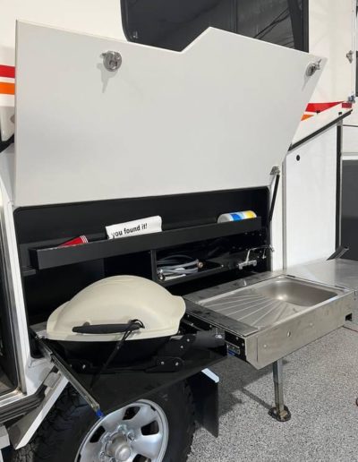 Karavan Outdoor Kitchen