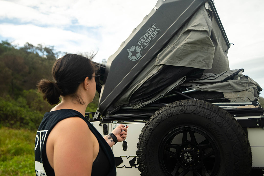 XHPatriotCampers|PoweredHardtopLid