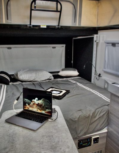 OBIDweller|KingSizeBed