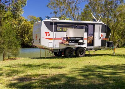 Offroad Luxury Caravan Kruiserusa T Class Camping Morning