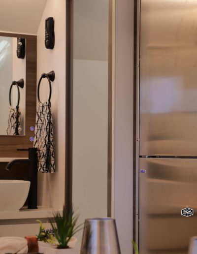 Imperial Outdoors Xplore X195 bathroom door