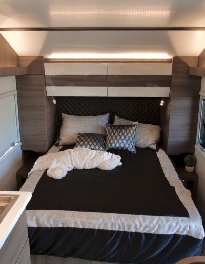 Imperial Outdoors Xplore X195 bed