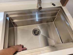 Roamer 1 Inside Sink