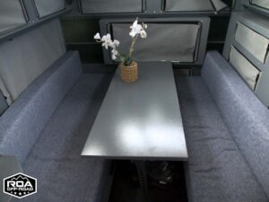 Conqueror 490 Inside Table