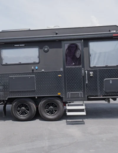 Black Series HQ19 *Pre-Owned in Utah - Side