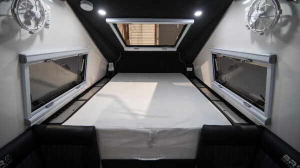 BRS Sherpa - 6-inch foam queen mattress