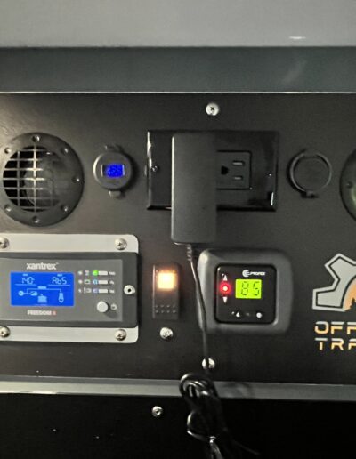 2021 OFF GRID TRAILERS EXPEDITION 2.0 Xantrex