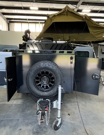 2021 OFF GRID TRAILERS EXPEDITION Front View