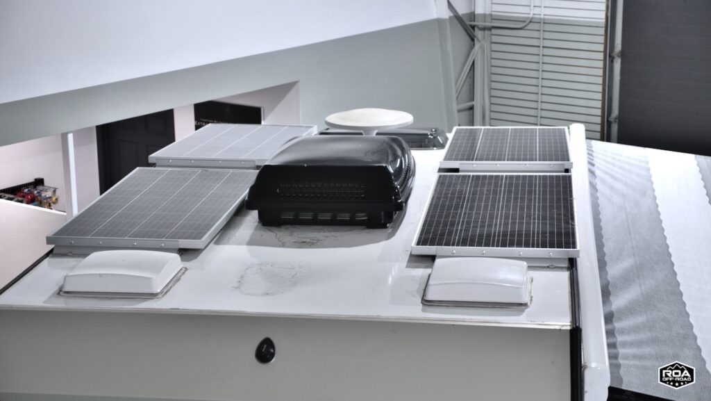 MDC XT16HR Island - Solar Panels