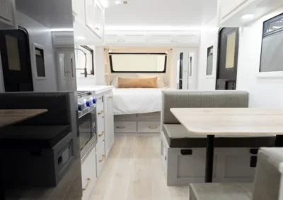 2024 Pause 19.4 Standard Interior Front To Back