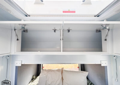2023 MDC XT17HRT Overland