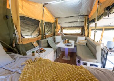 Au Robson Xtt Interior 24