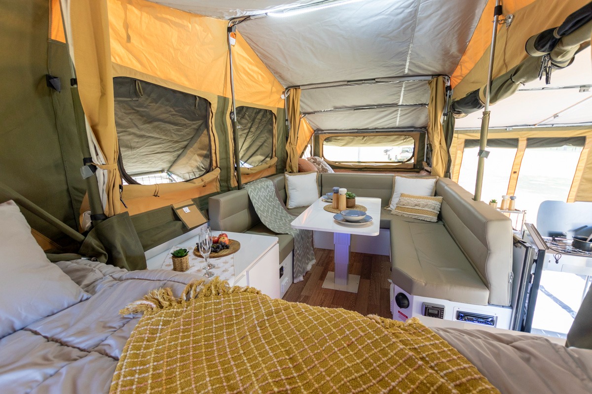 Au Robson Xtt Interior 24