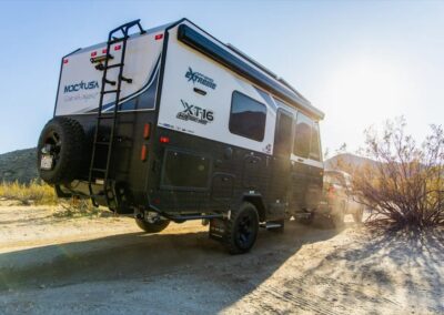 MDC XT16HR East West Off-Grid Extreme