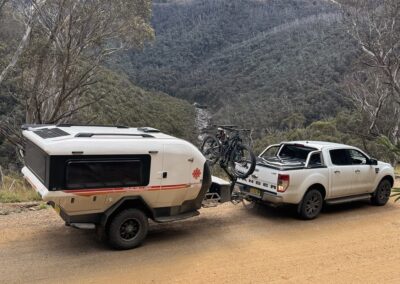 Teardrop Kube Camper Dirt Road 1