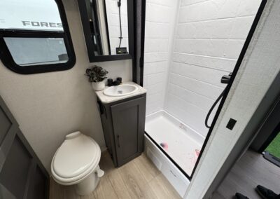 19 Qrb Bathroom 2