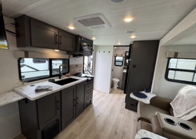19 Qrb Main Living