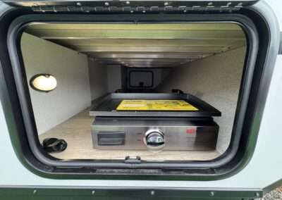 20BRE EXTERIOR GRILL