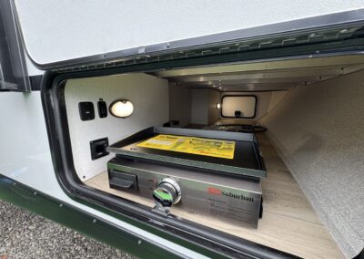 25 RLSS EXTERIOR GRILL