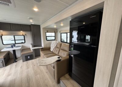 25 RLSS LIVING ROOM 2