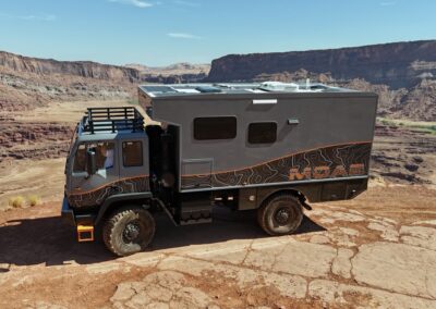Moab Juggernaut Exterior