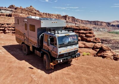 Moab Juggernaut Exterior