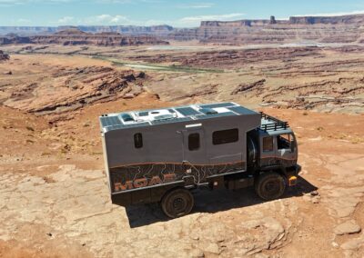 Moab Juggernaut Exterior