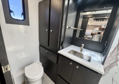 Moab Juggernaut Bathroom