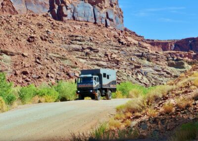 Moab Juggernaut Exterior