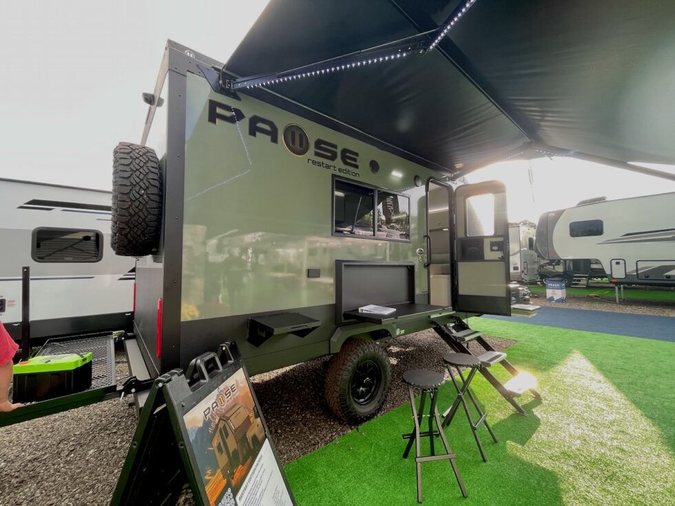 Pause Rv Overlander Pause Restart R17RB Off-Road Trailer | RVs of America